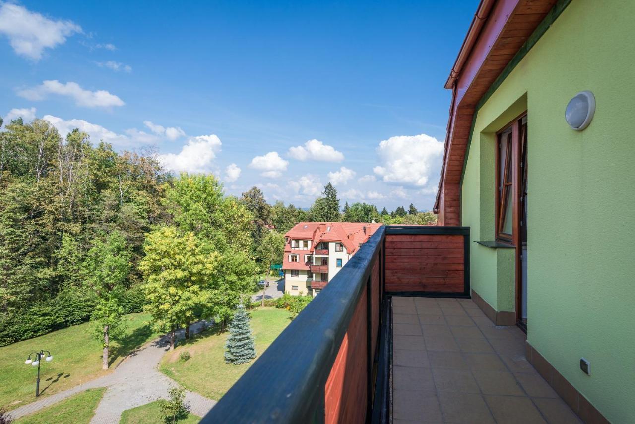Parkowa Polana Myweek Apartment Polanica-Zdrój Exterior foto